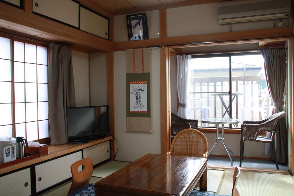 Umeya Annex Pension Fujikawaguchiko Buitenkant foto